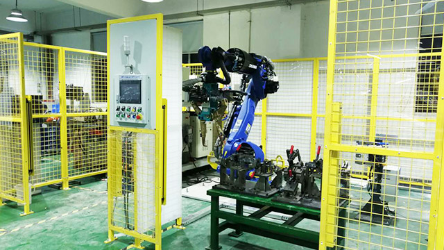 明升体育分享焊接机器人工作站有哪些特点！
